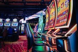 DANA OVO GoPay payment option interface on slot2121